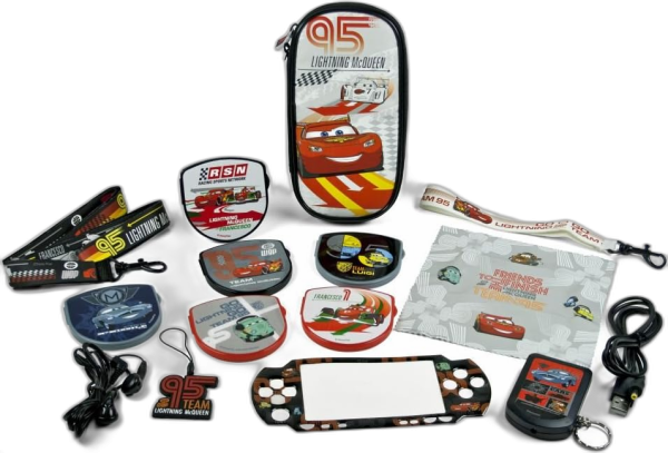 Komplet dodatkov za PSP Disney Cars 2 16-IN-1